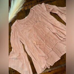 En Crème by Anthropologie Salmon Bell Sleeve Blouse - L